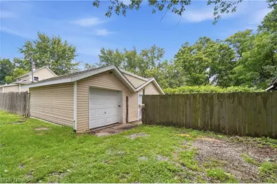 1116 McIntosh Avenue, Akron, OH 44314 - Photo 18