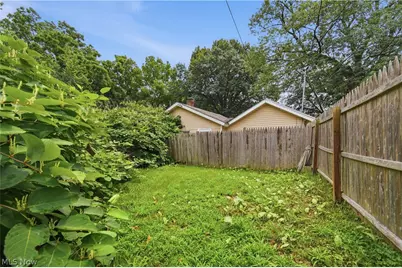1116 McIntosh Avenue, Akron, OH 44314 - Photo 12