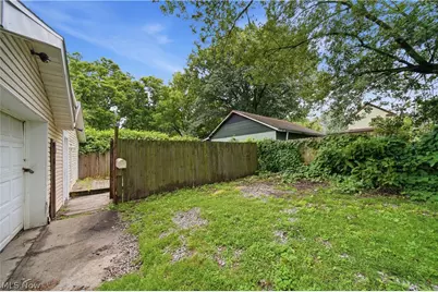 1116 McIntosh Avenue, Akron, OH 44314 - Photo 28