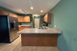 1794 Wakefield Dr, Akron, OH 44320 - Photo 6
