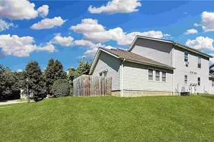 1691 Olympus Dr, Kent, OH 44240 - Photo 2