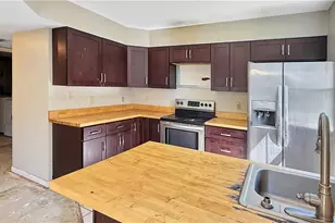 1691 Olympus Dr, Kent, OH 44240 - Photo 10