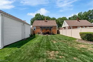 2557 9th St, Cuyahoga Falls, OH 44221 - Photo 28