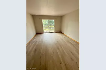 77 W Wood Street #4, Lowellville, OH 44436 - Photo 2