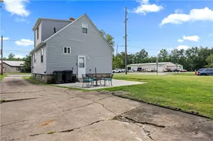 7723 W River Rd S, Elyria, OH 44035 - Photo 34