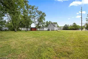 7723 W River Rd S, Elyria, OH 44035 - Photo 36