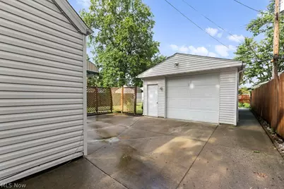 1960 Tudor Street, Cuyahoga Falls, OH 44221 - Photo 2
