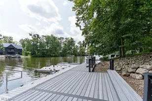 2264 Morning Star Dr, Roaming Shores, OH 44084 - Photo 8