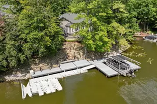 2264 Morning Star Dr, Roaming Shores, OH 44084 - Photo 2