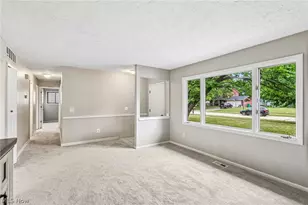 8278 Dallas Dr, Mentor, OH 44060 - Photo 2