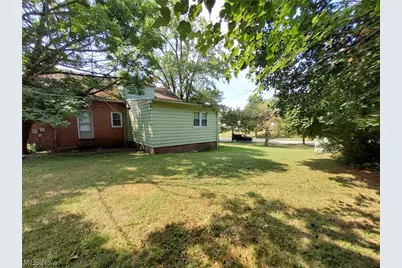 4113 Stonehaven Road, Loveland, OH 44121 - Photo 32