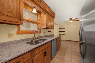 845 Jamestown Ave, Elyria, OH 44035 - Photo 14