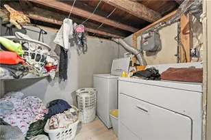 912 Hunt St, Akron, OH 44306 - Photo 32