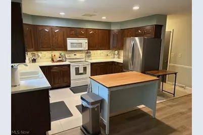 3986 April Drive, Uniontown, OH 44685 - Photo 16