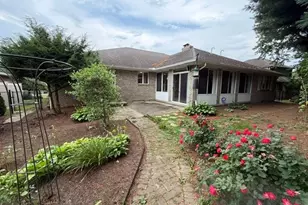 3986 April Dr, Uniontown, OH 44685 - Photo 46