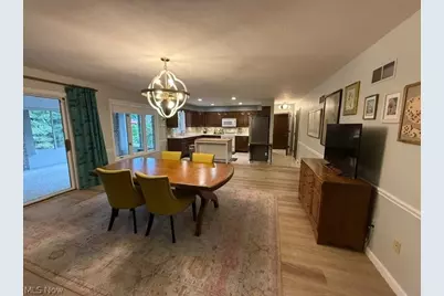 3986 April Drive, Uniontown, OH 44685 - Photo 12