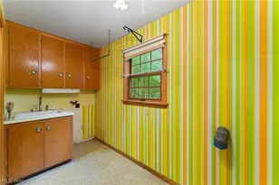 270 Benton St, Austintown, OH 44515 - Photo 26