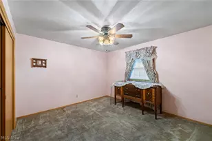 270 Benton St, Austintown, OH 44515 - Photo 22