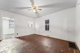 225 W Indiana Ave, Sebring, OH 44672 - Photo 8