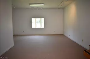 11674 Green Beaver Rd, Canfield, OH 44406 - Photo 14