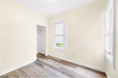 1366 W 87th Street, Loveland, OH 44102 - Photo 8