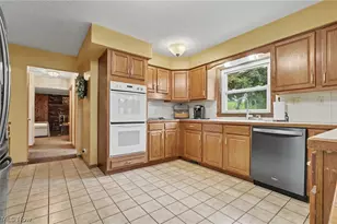 2287 Trares Rd, Mogadore, OH 44260 - Photo 12