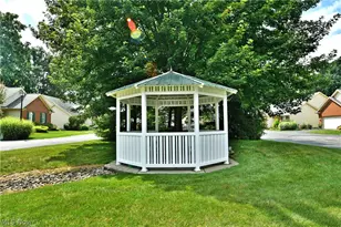 8121 Hitchcock Rd, Boardman, OH 44512 - Photo 48