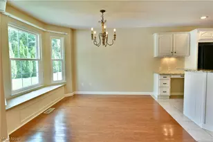8121 Hitchcock Rd, Boardman, OH 44512 - Photo 10