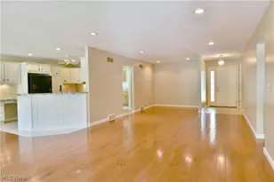 8121 Hitchcock Rd, Boardman, OH 44512 - Photo 8