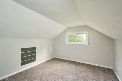 3261 Dewalt Drive, Akron, OH 44312 - Photo 10