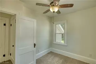 293 E Cassell Ave, Barberton, OH 44203 - Photo 8