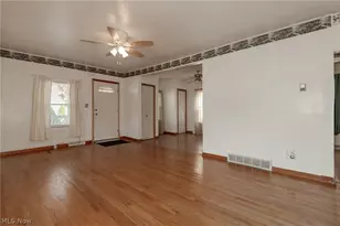 310 Marion Ave, Painesville, OH 44077 - Photo 4
