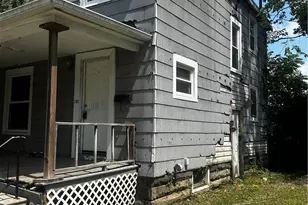 131 Mendel Ct, Elyria, OH 44035 - Photo 2