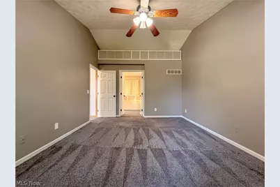 4730 Squire Drive, Sagamore Hills, OH 44067 - Photo 24