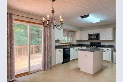 4730 Squire Drive, Sagamore Hills, OH 44067 - Photo 12