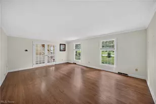 7671 Salem Dr, Hudson, OH 44236 - Photo 6