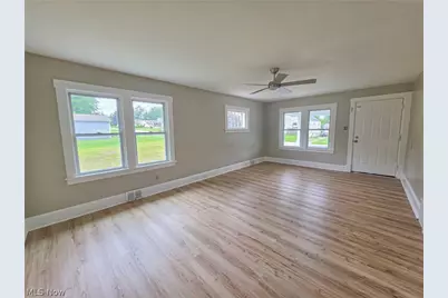875 Cameron Avenue, Youngstown, OH 44502 - Photo 10