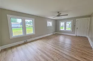 875 Cameron Ave, Youngstown, OH 44502 - Photo 10
