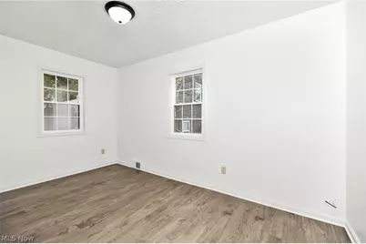 419 Celia Avenue, Akron, OH 44312 - Photo 12