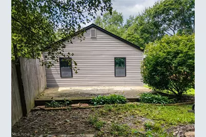 419 Celia Avenue, Akron, OH 44312 - Photo 20