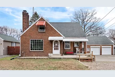 162 Perry Drive NW, Canton, OH 44708 - Photo 2