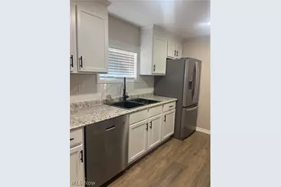 2223 22nd Street NE, Canton, OH 44705 - Photo 8