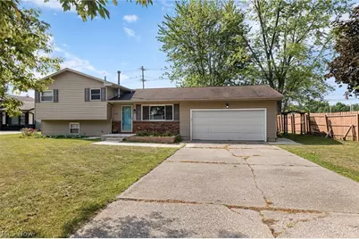 1012 Vivian Drive, Grafton, OH 44044 - Photo 2