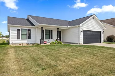 616 Chardonnay Circle, Vermilion, OH 44089 - Photo 2