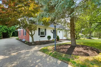 2468 Ridgewood Road, Akron, OH 44313 - Photo 6