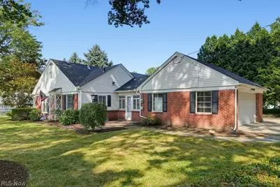 2468 Ridgewood Road, Akron, OH 44313 - Photo 2