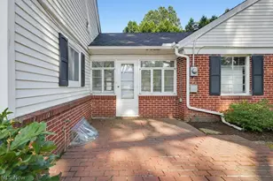 2468 Ridgewood Rd, Akron, OH 44313 - Photo 8