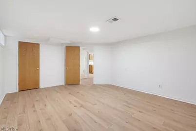 2468 Ridgewood Road, Akron, OH 44313 - Photo 38
