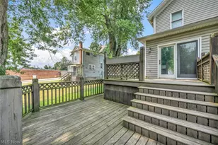308 Castalia St, Bellevue, OH 44811 - Photo 12