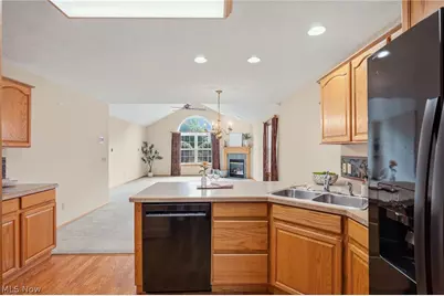 1949 Marsh Lane, Painesville Twp, OH 44077 - Photo 10